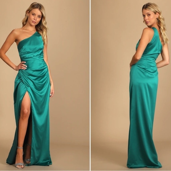 LULU's Sexy Prom Wedding Bridesmaid Emerald Green Satin One Shoulder Gown NWOT - Picture 1 of 5